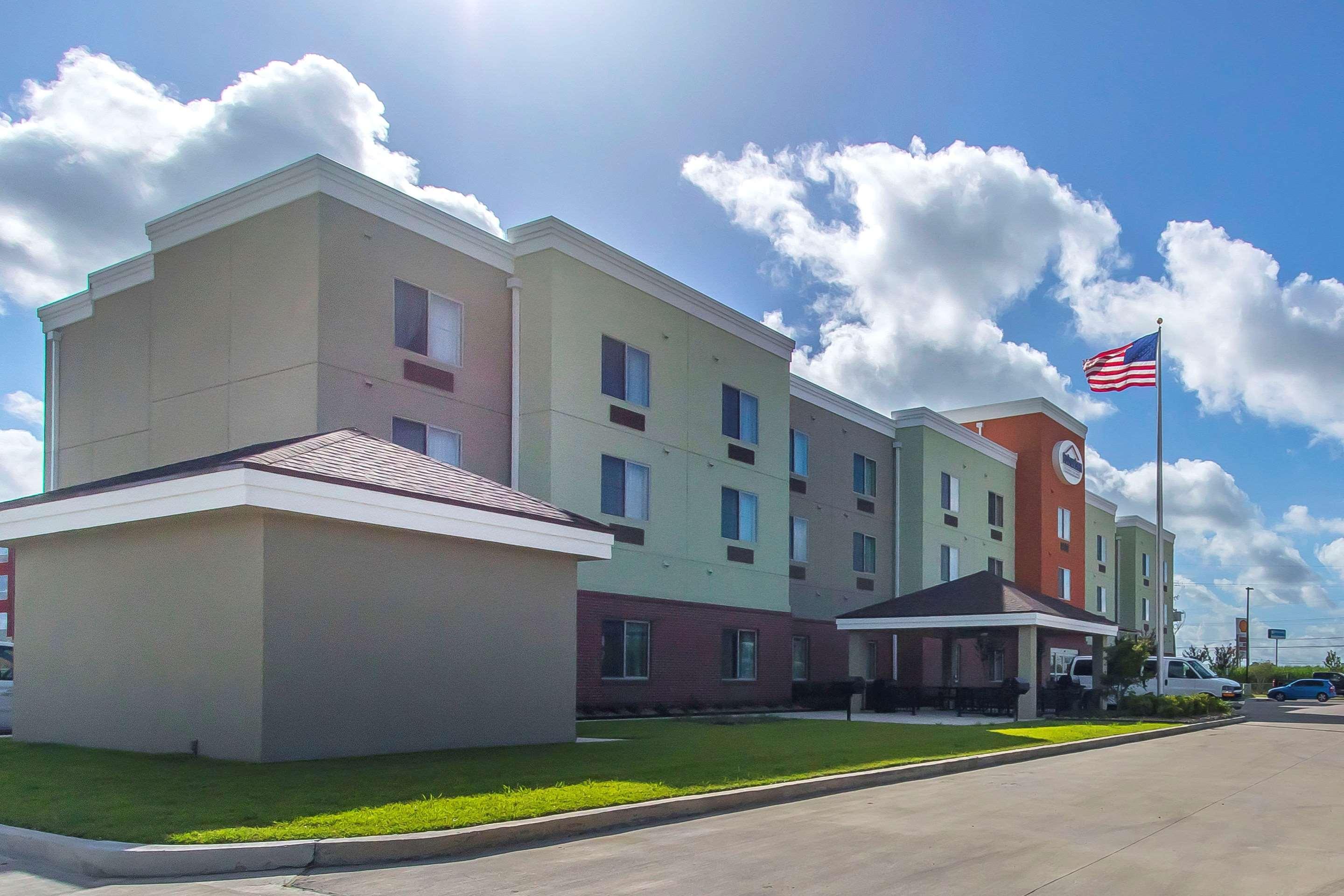 Suburban - Gonzales Hotel Donaldsonville